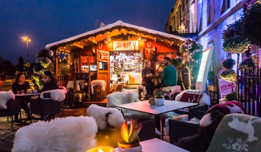 Après-Ski Bar at the Abbey Hotel