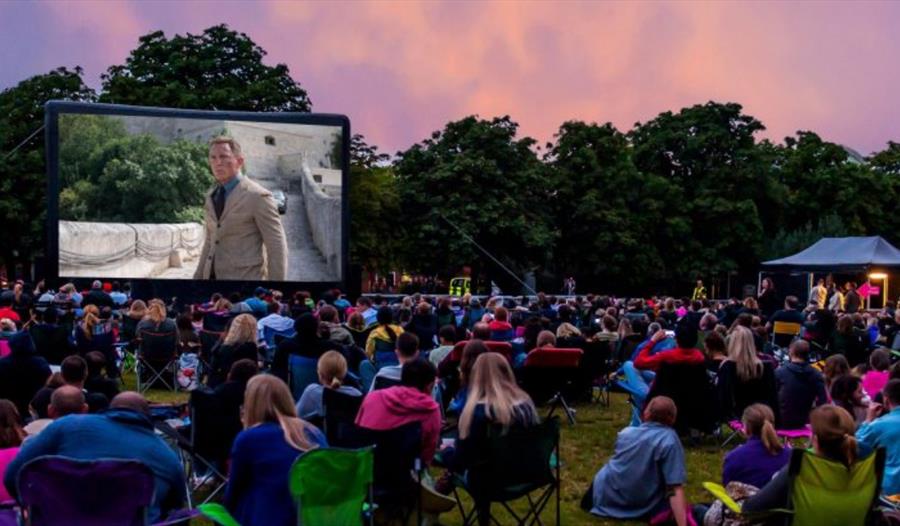 Luna Cinema