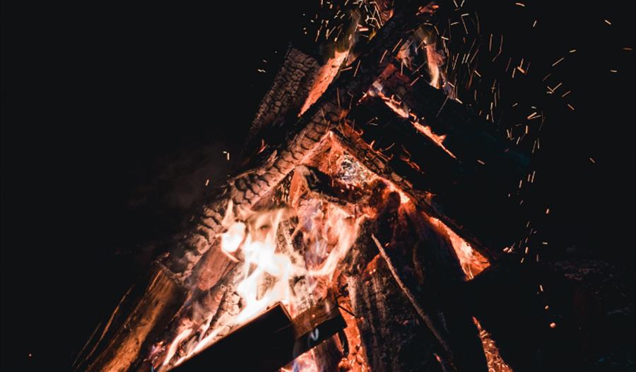 Mary Tavy FREE Bonfire Night & Fireworks Display