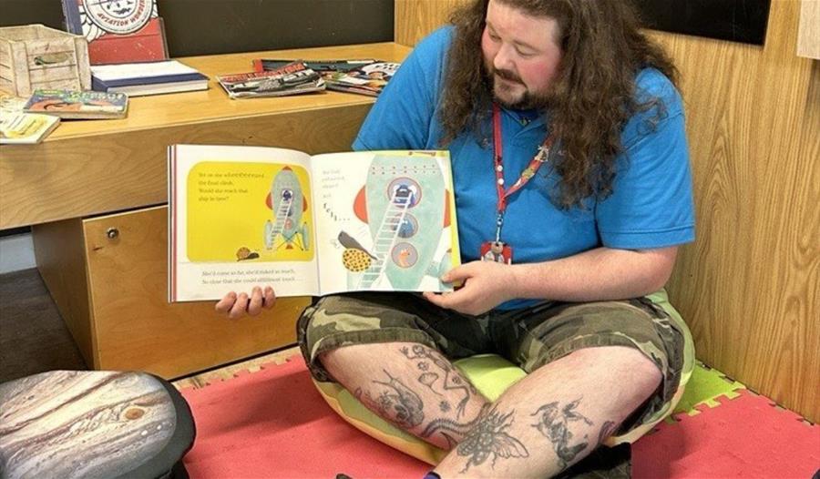 Story Time at Aerospace