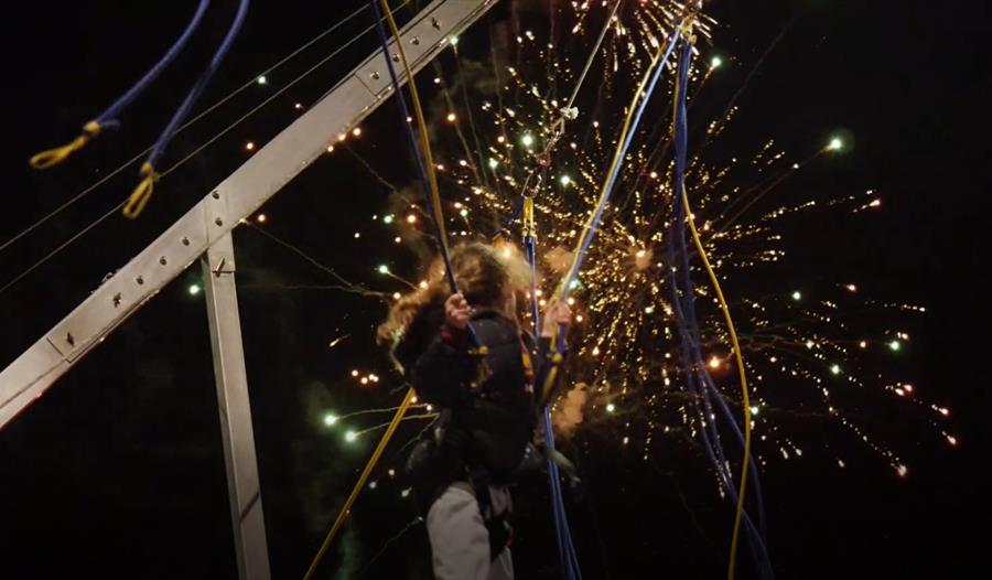 FAMILY FIREWORKS & BONFIRE NIGHT 2022