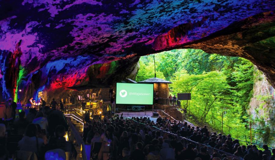 Peak Cavern Experience: The Descent