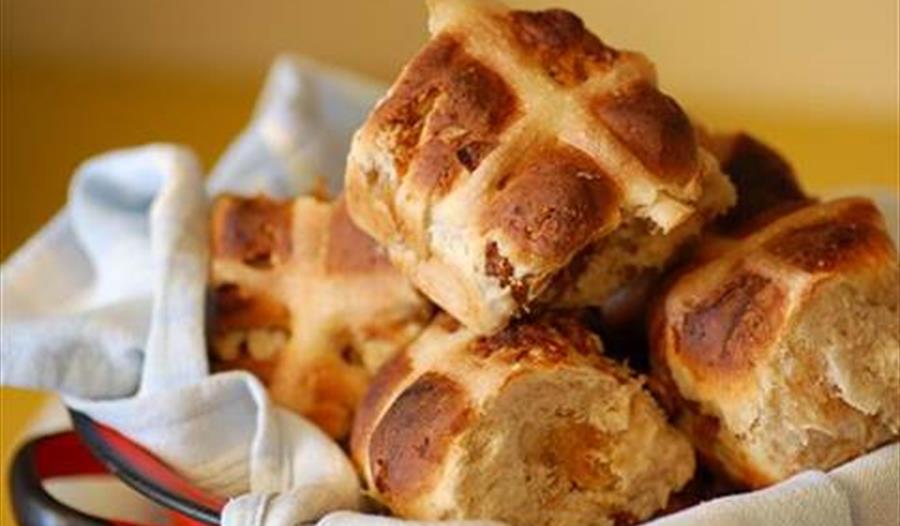 Easter Bakes From Around The World