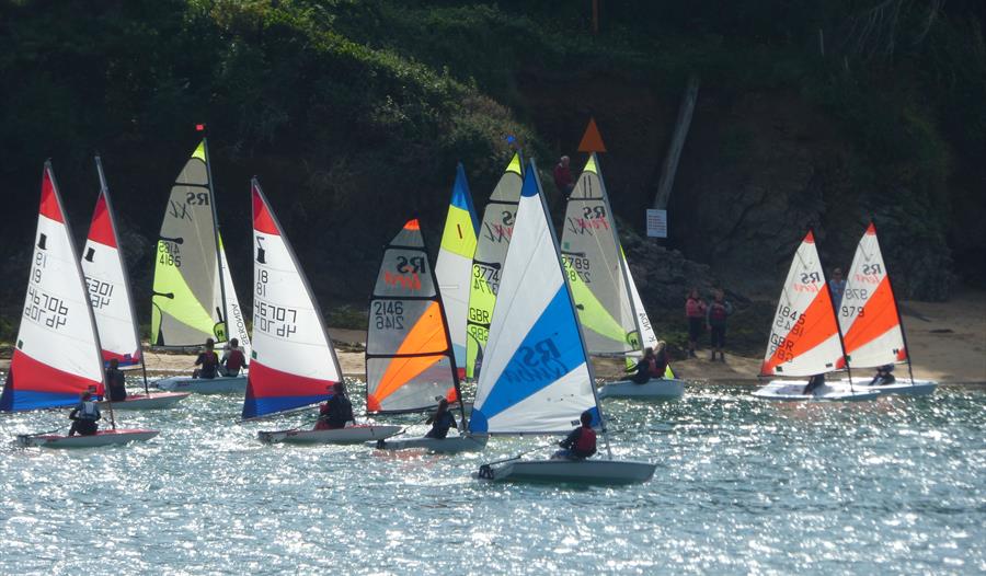 Salcombe Yacht Club: Tropic Breeze Summer Sundowner Series