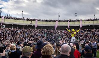 Cheltenham Festival crowds in the parade ring