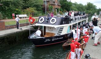 Hobbs of Henley 1 hour sightseeing