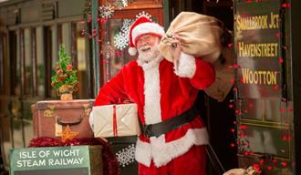 Isle of Wight, Things to Do, Christmas Events, Santa Specials Steam Railway, Havenstreet, Ryde