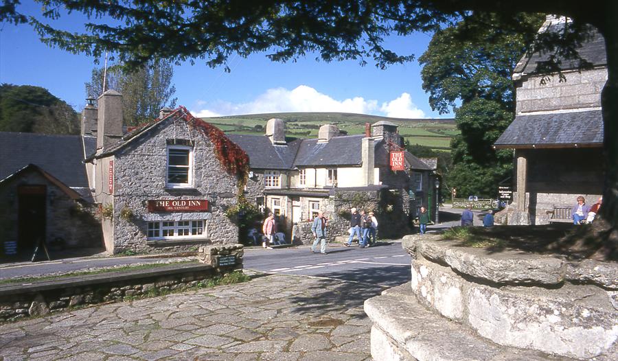 Widecombe in the Moor village centre