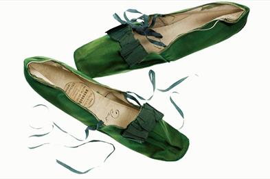 The Gentlewoman's Wardrobe - Fashion in the age of Anne Lister