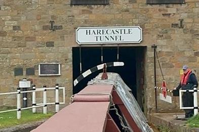 Dane Narrowboat Trip – Middleport & through Harecastle Tunnel