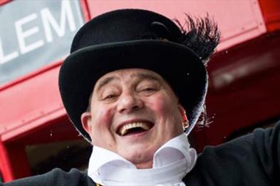 Town Cryer