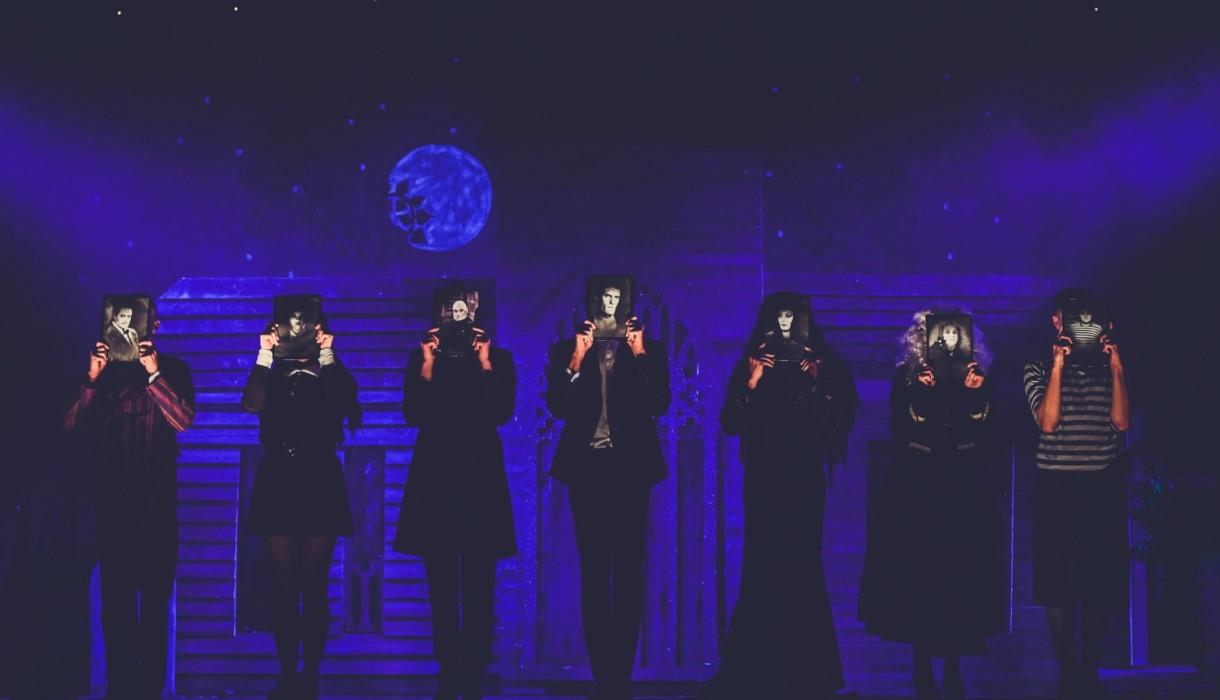 Halloween Tour starring Better Legs Diamond