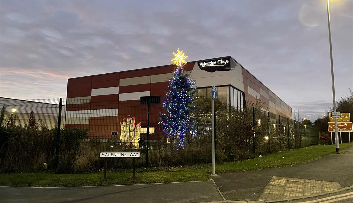 LoveClay's Christmas Makers Market & Light Switch On