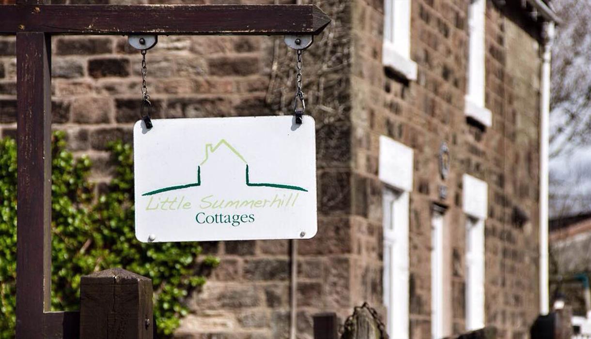 Little Summerhill Cottages - outside