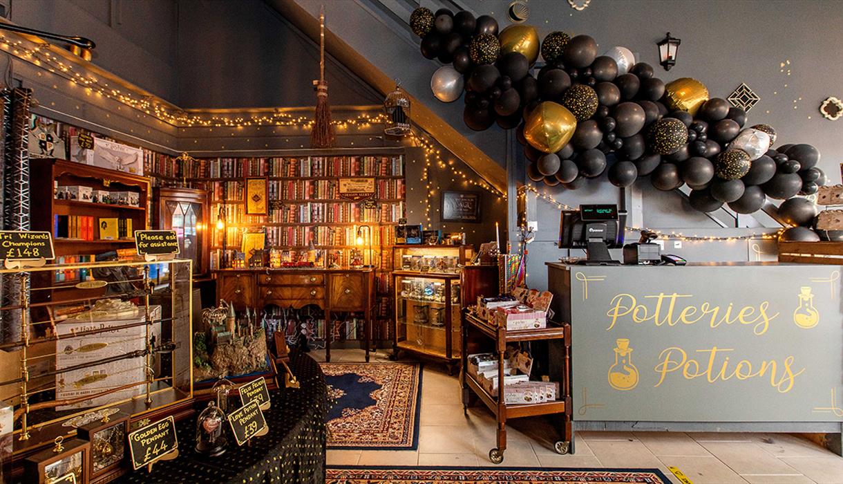 Shopping in Staffordshire - official Harry Potter merchandise