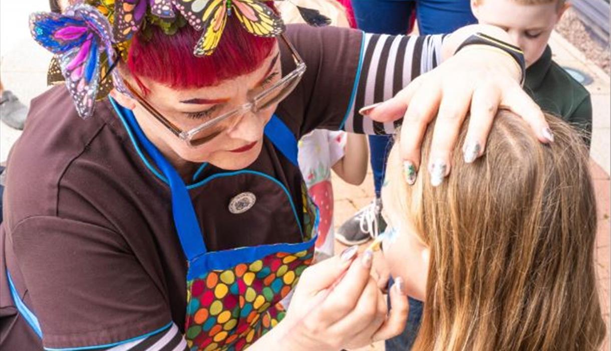 face painting