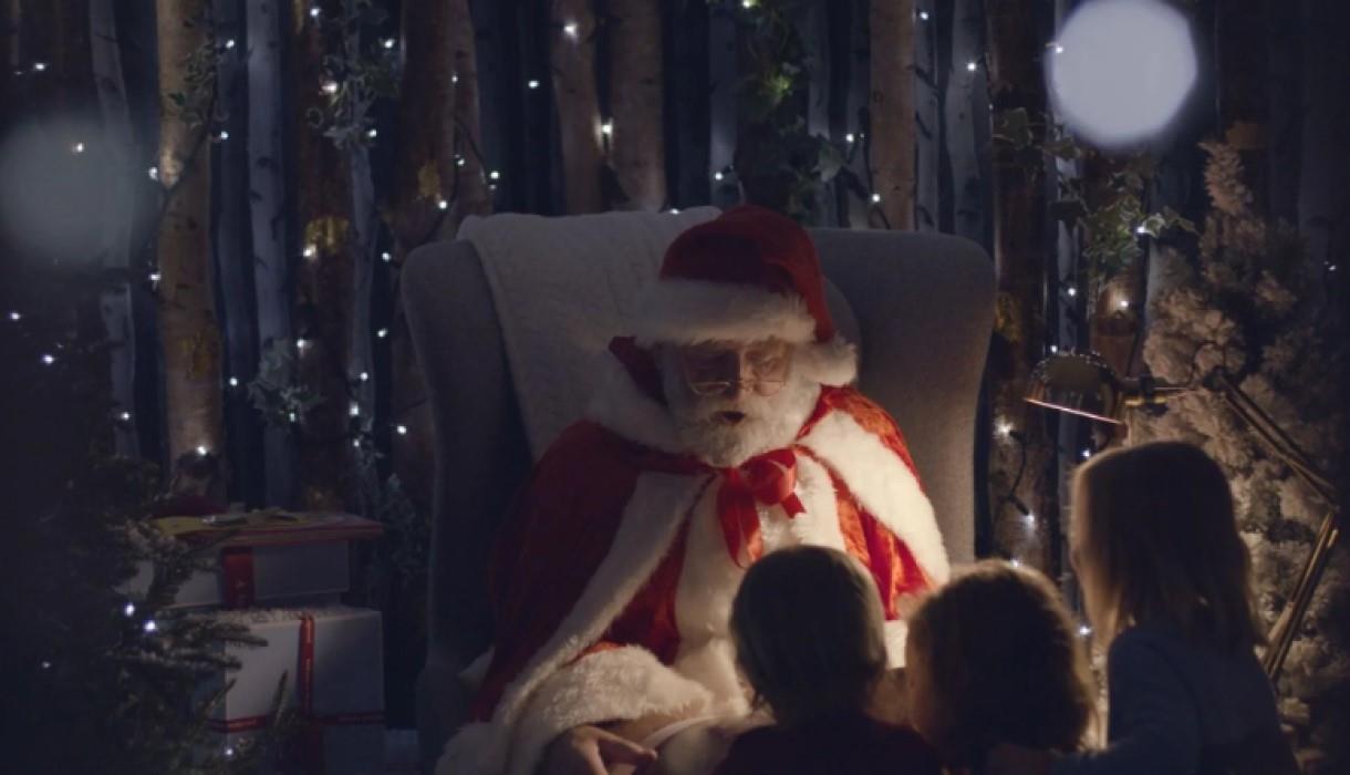 Story Time in Santa's Grotto