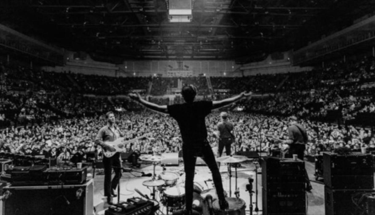 Circa Waves + Special Guests