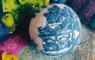 NEEDLE FELTING WORKSHOP – Inspired by Burleigh Blue & White Patterns