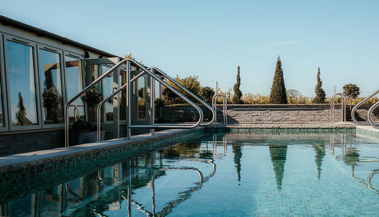 Outdoor Spa Garden at Manor House Hotel, Alsager Outdoor Spa Garden at Manor House Hotel, Alsager