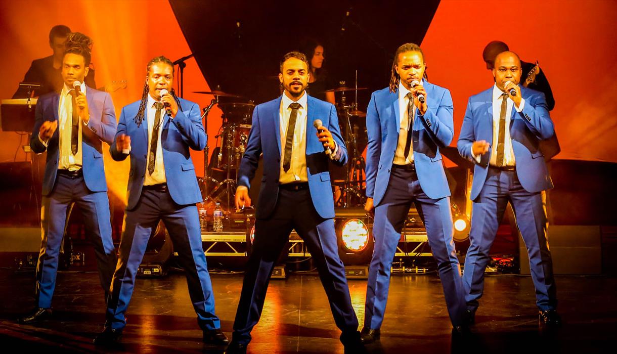 Live Motown music at Victoria Hall