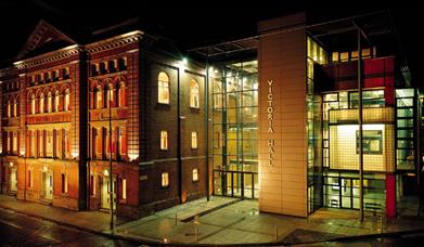 Victoria Hall at night