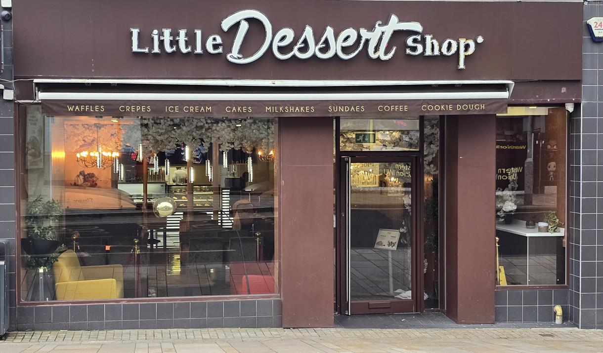 Little Dessert Shop