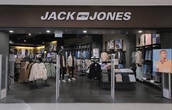 JACK & JONES