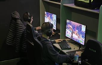 GAMEGRID – VR, Esports & Gaming Hub