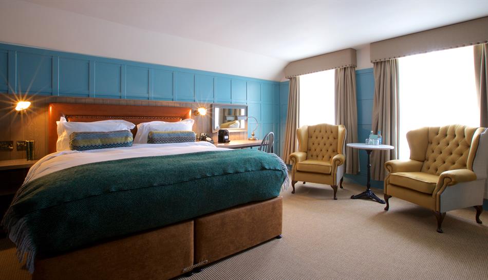 Decadent suite at The White Horse