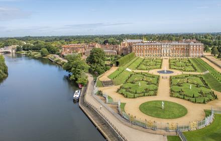 Hampton Court exterior
