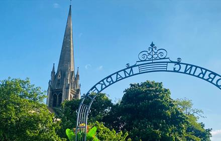 hello-dorking-market-arches-st-martins-church-rosie-riordan