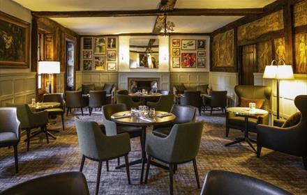 Redgrave Restaurant & Oak Lounge at the Bush Hotel Farnham