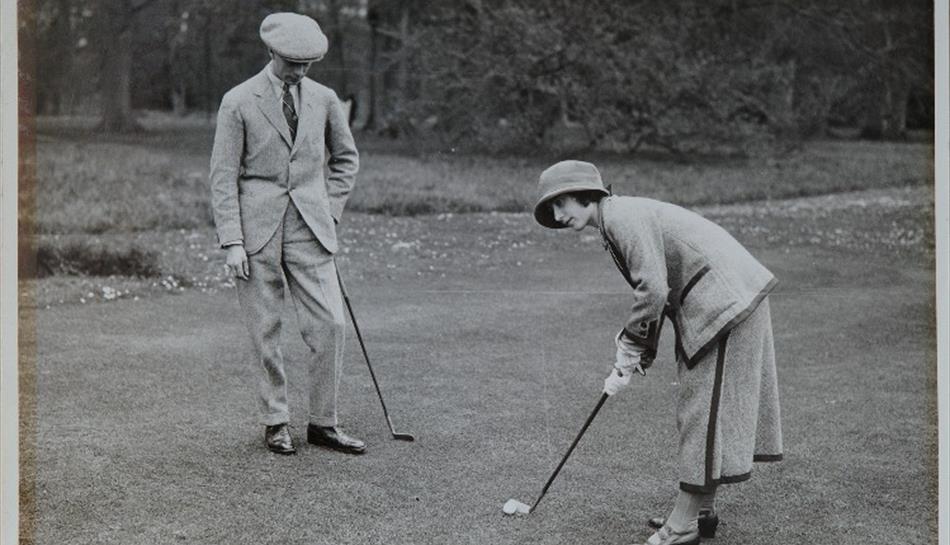 King George VI and Elizabeth on their honeymoon at Polesden Lacey in 1923