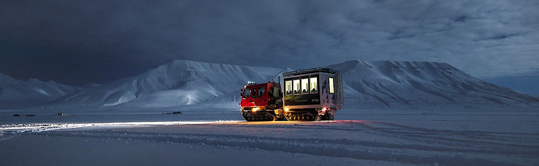 Snowcat panorama tours