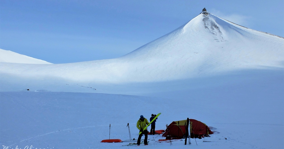 Nordenski  ld Ski expedition days  Cross country skiing and overnight