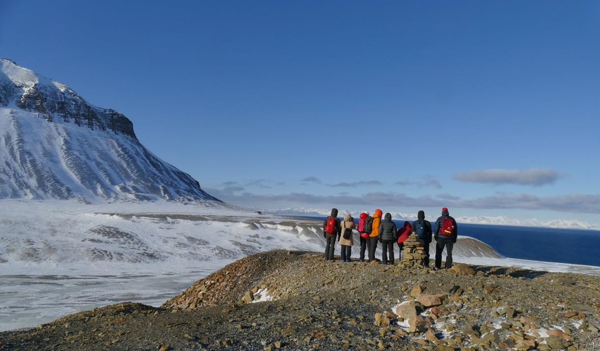 Kids activities family tour - Rana Itinerans - Hiking in Longyearbyen ...