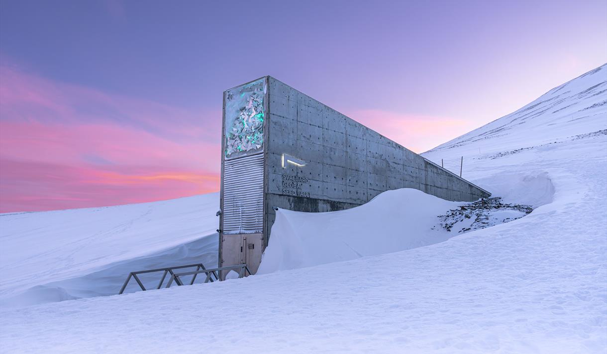 © Visit Svalbard