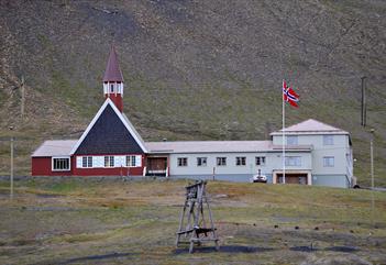 Svalbard kirke