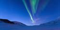 Nordlyset danser på himmelen