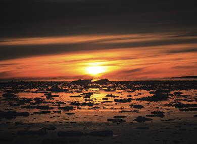 Midnight sun at Svalbard