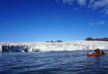Wilderness camp 4 days: Kayaking, glacier walk and hikes  - Svalbard Wildlife Expeditions
