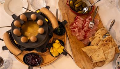 Fondue på Straand Hotel