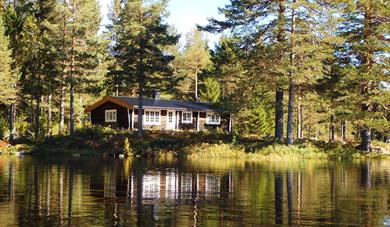 Buvannshytta sett fra vannet
