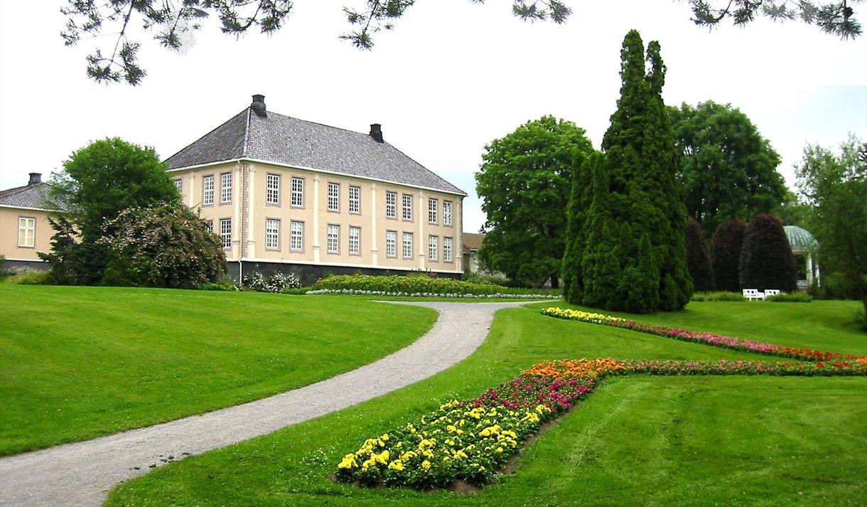 Søndre Brekke Hovedgård i Skien