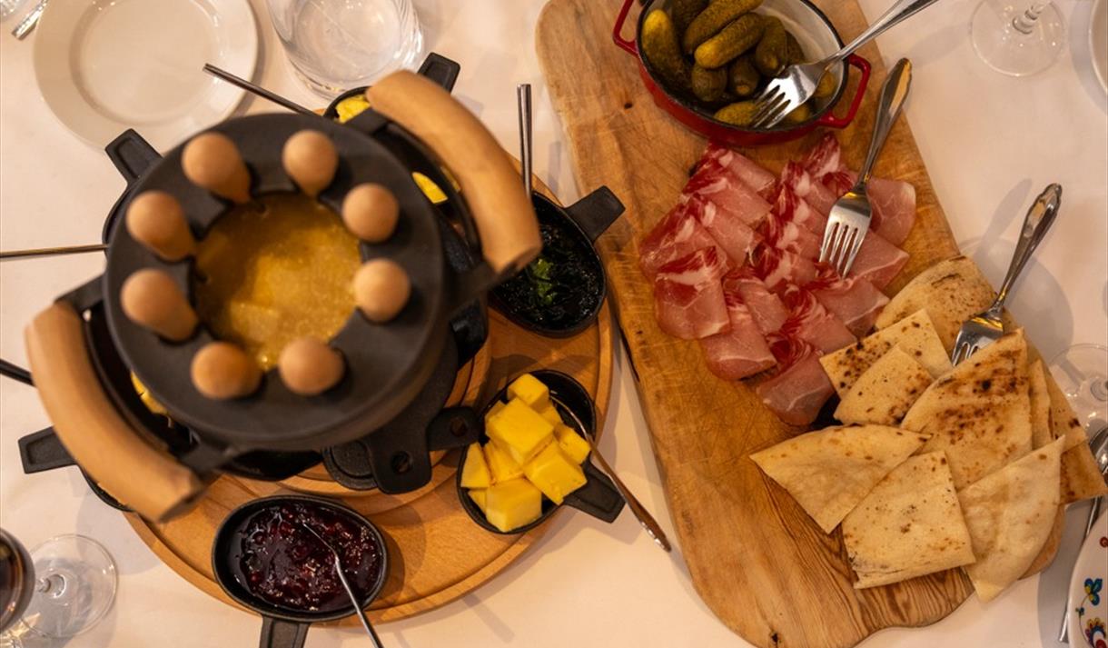 Fondue på Straand Hotel