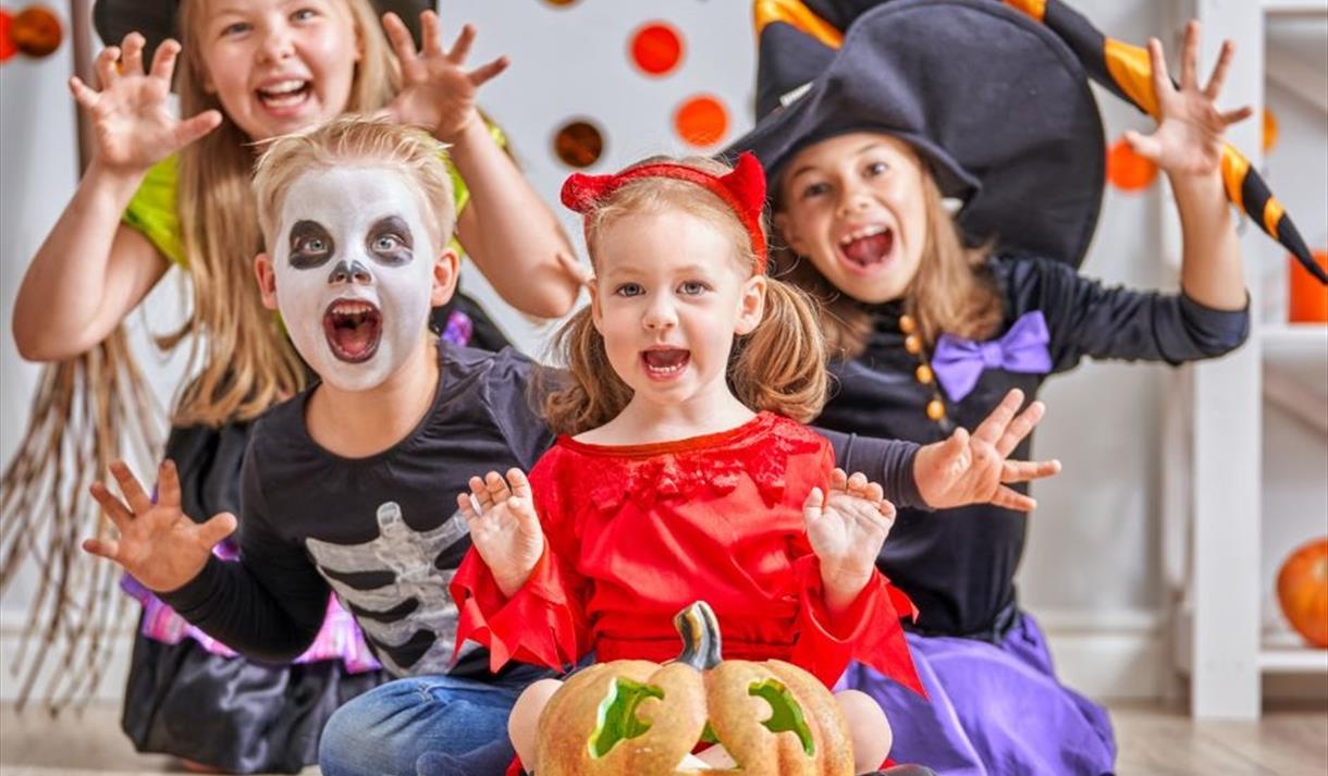 Familiesøndag Halloween for de minste