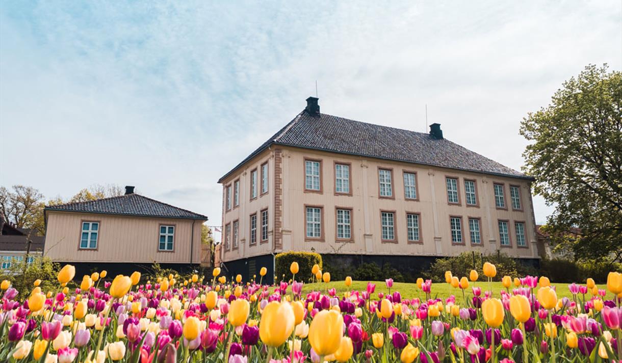 The Manor House Søndre Brekke Our Brekke Park