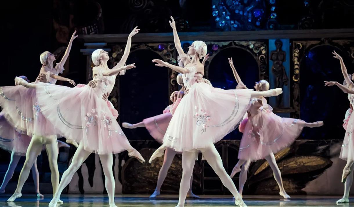 ballett nøtteknekkeren
