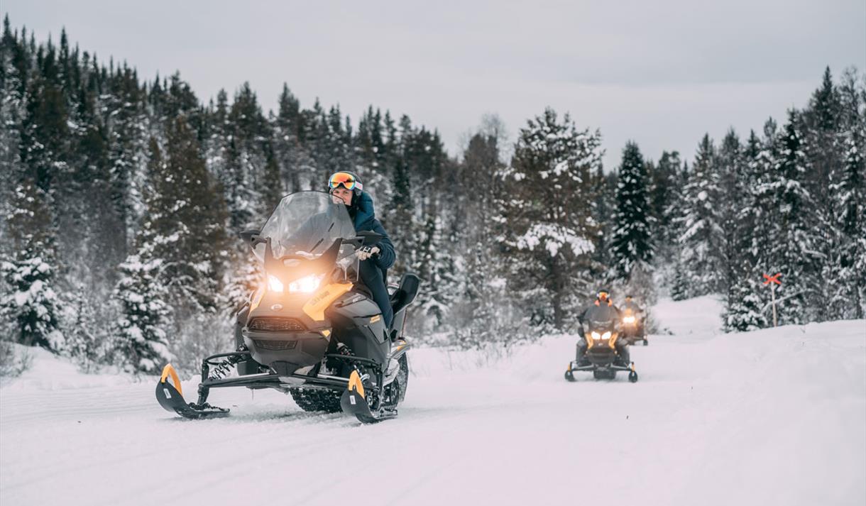 snowmobile trip with Rauland Adventure